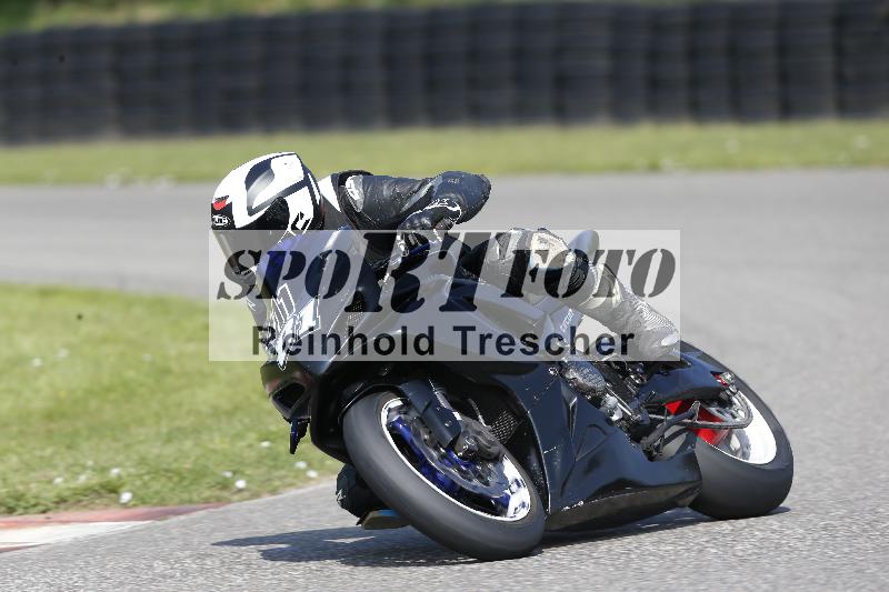 /45 10.08.2025 Plüss Moto Sport ADR/Freies Fahren/411